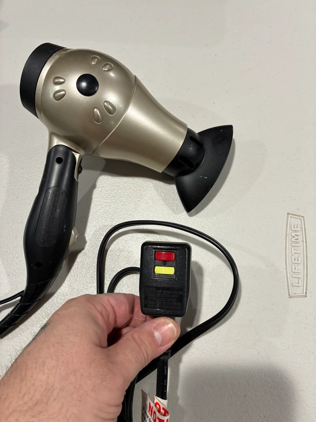 Revlon 1875W Ionic Ceramic Hair Dryer - photo 4