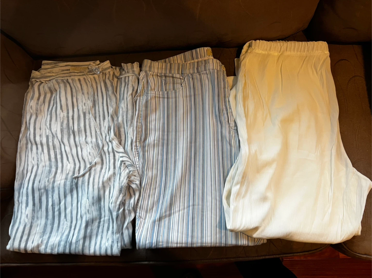 5 pairs of Women's Pants - photo 2