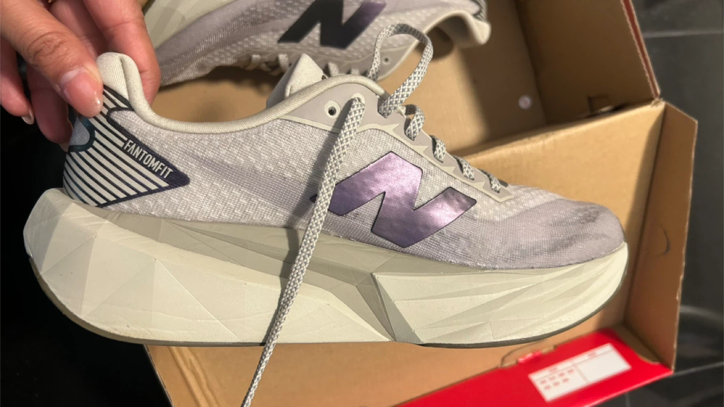 New Balance FuelCell Women  -Size 9  PhantomFit Running Shoes