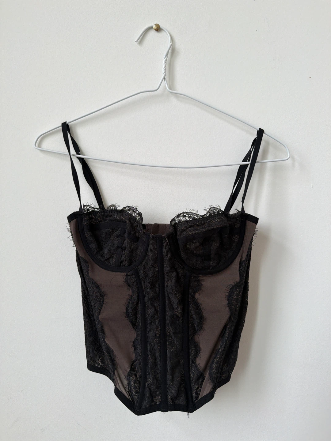 Urban Outfitters Out From Under Modern Love Corset med