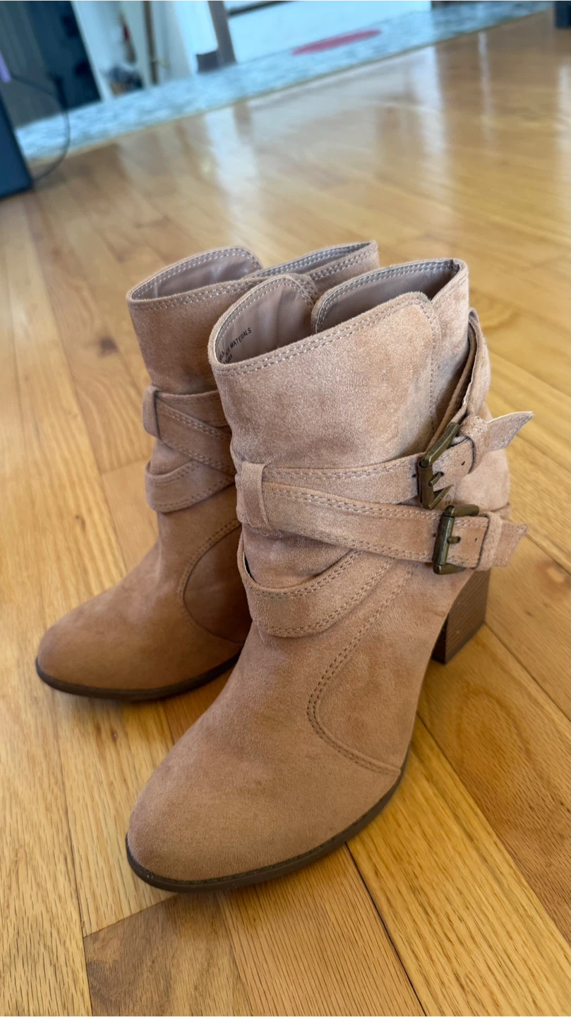 Tan Buckled Ankle Boots - Size 8 check more pictures