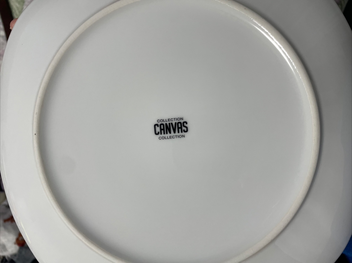 Canvas Collection Dinnerware Set