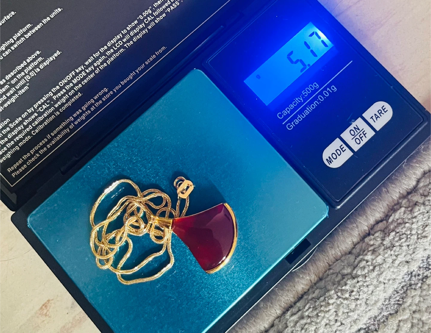 18K Gold Pendant Necklace with  carnelian Red Stone - photo 2