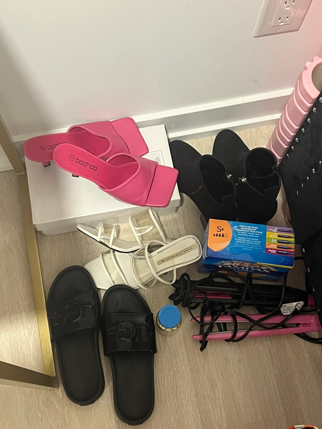 Moving Out Sale- Clothing, Bags, Shoes & More for Cheap - photo 2