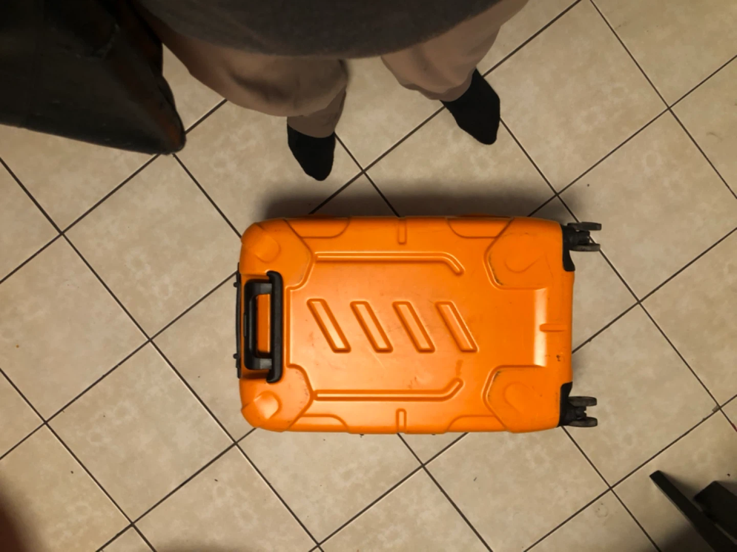 Orange Hard-shell Carry-on Suitcase - photo 3