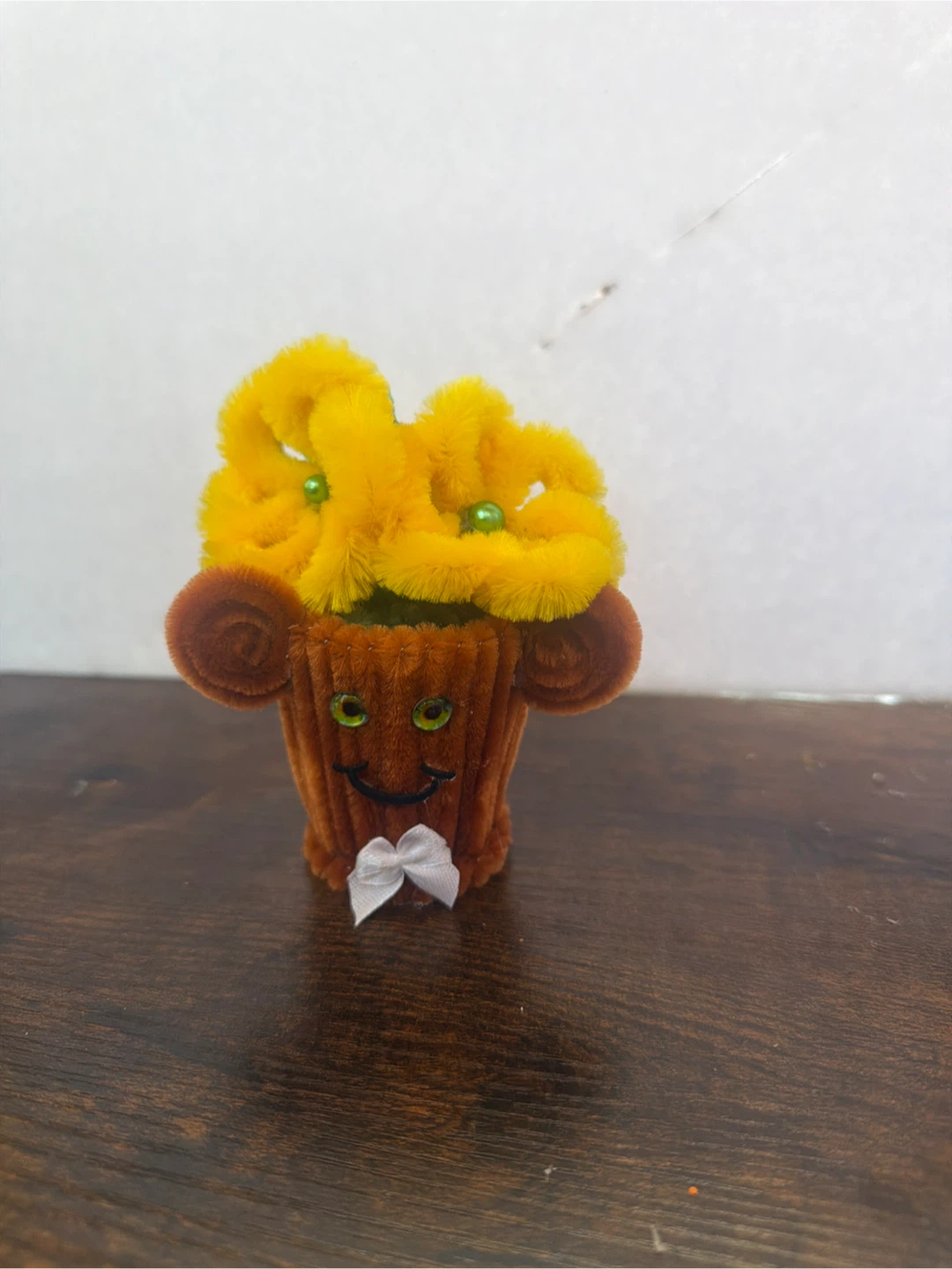 Handmade Pipe Cleaner Cups with Decorations - photo 5