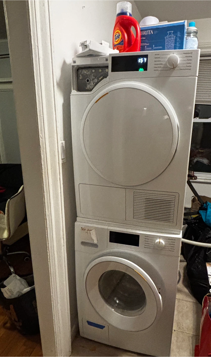 Miele washer dryer unit