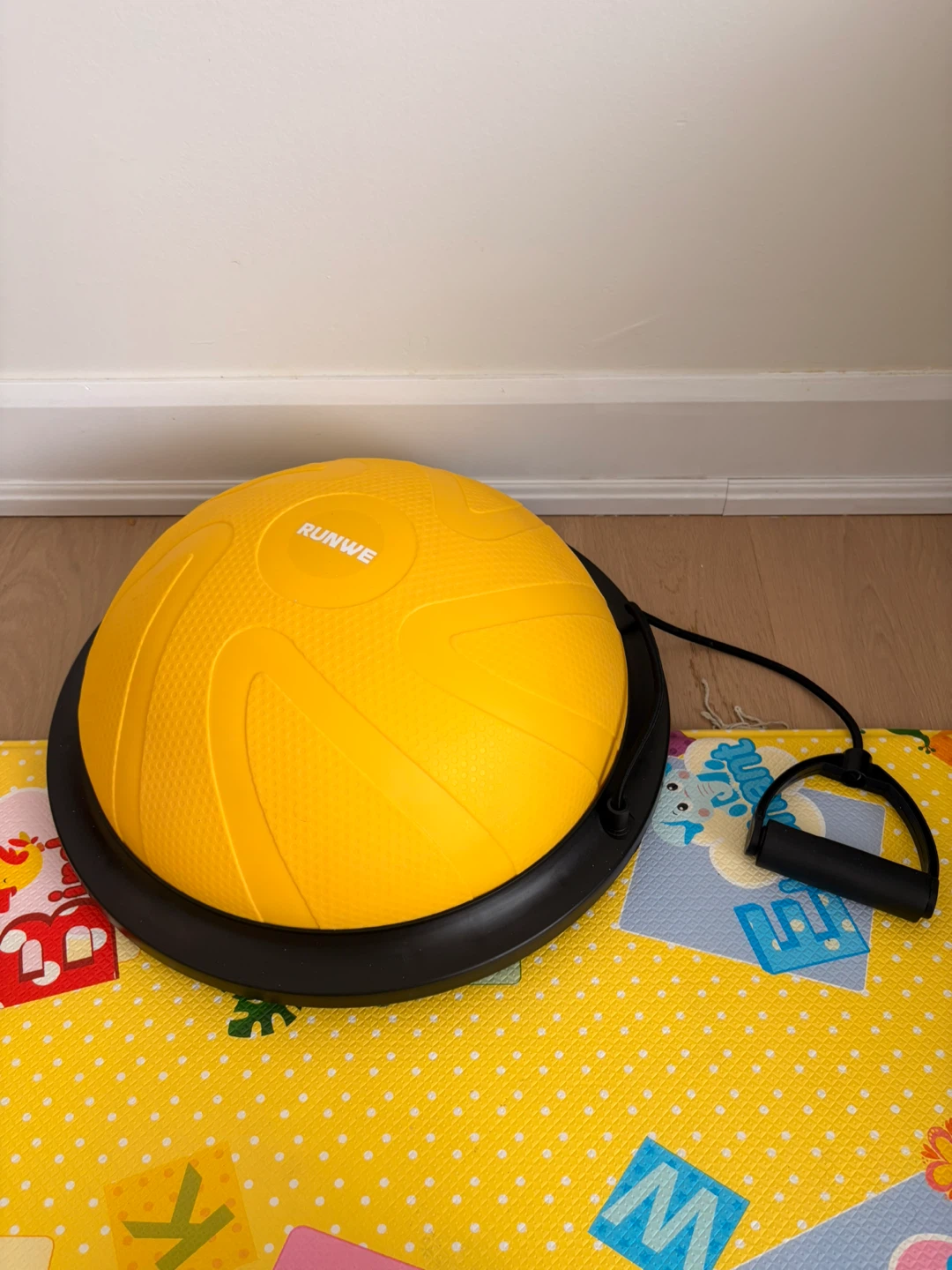 Kids RUNWE Balance Trainer Ball Yellow - photo 2