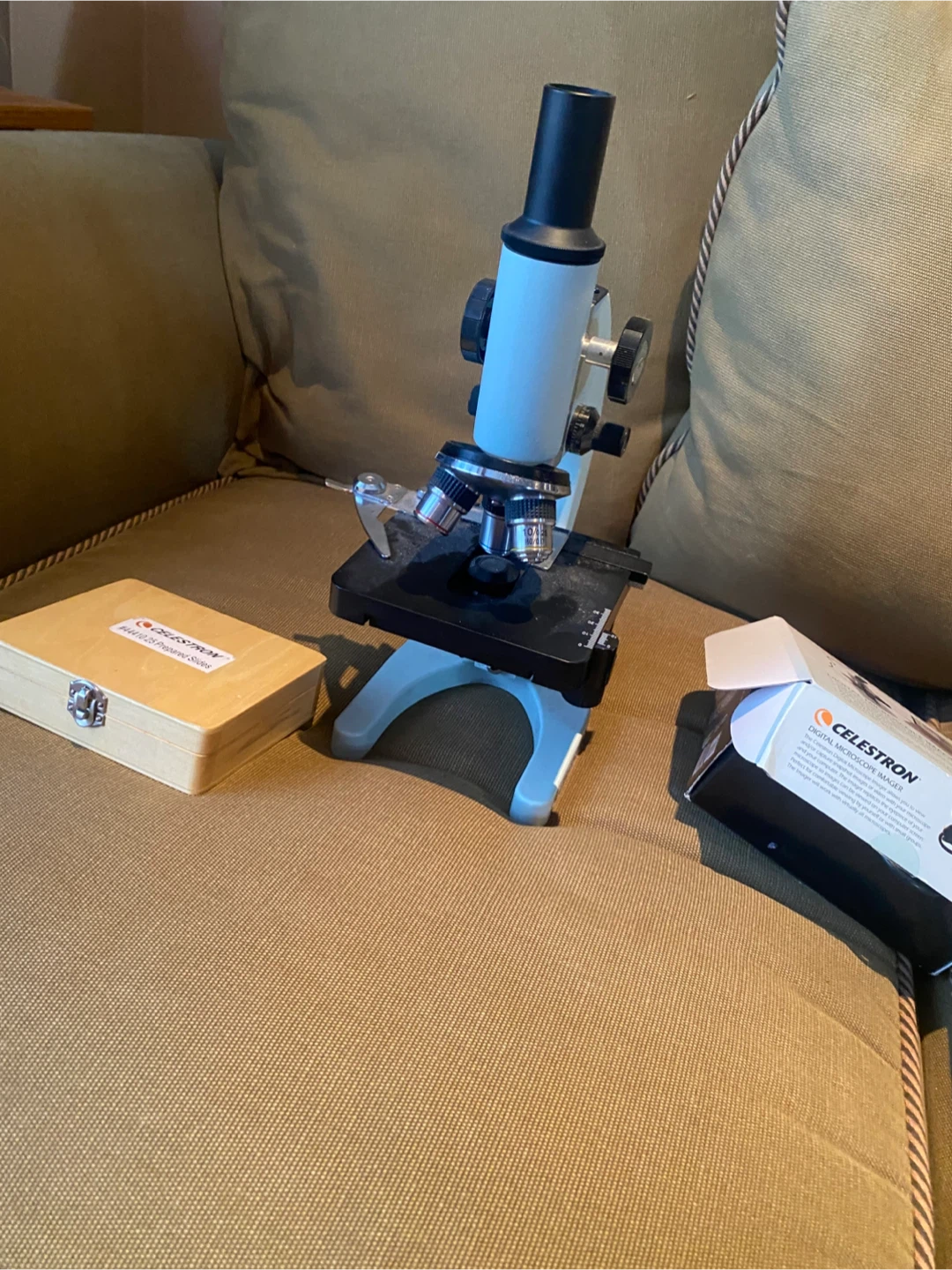 Celestron Digital Microscope Imager with Prepared Slides