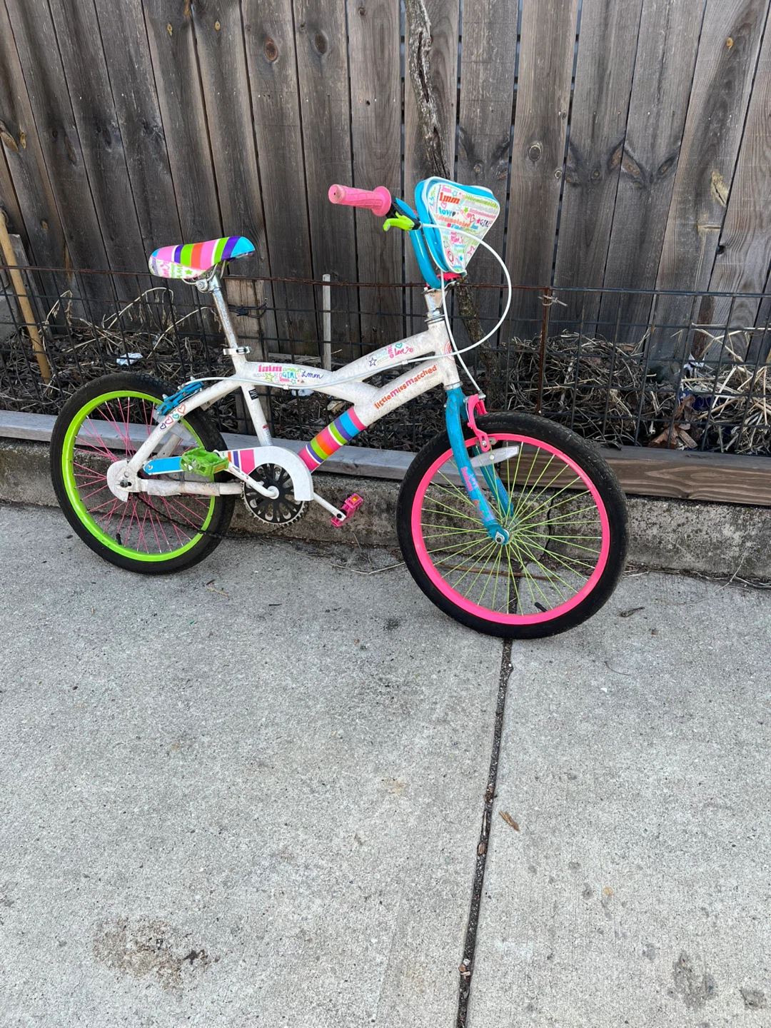 Kids BMX Bike with Rainbow Accents