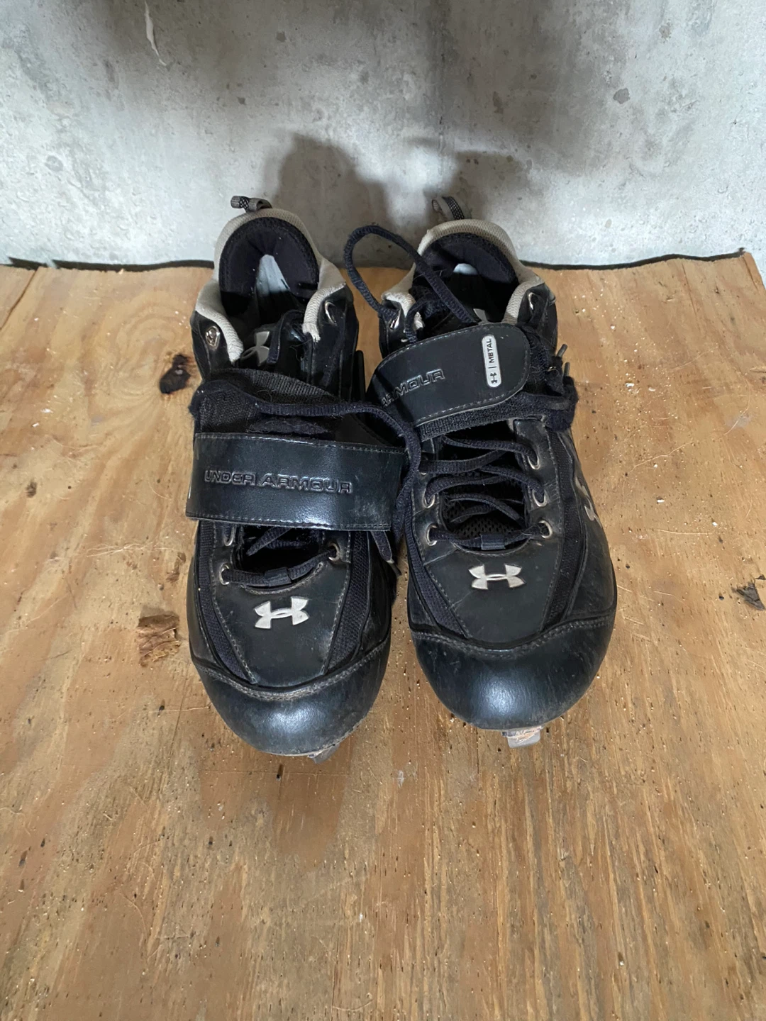 Under Armour Black Baseball Cleats