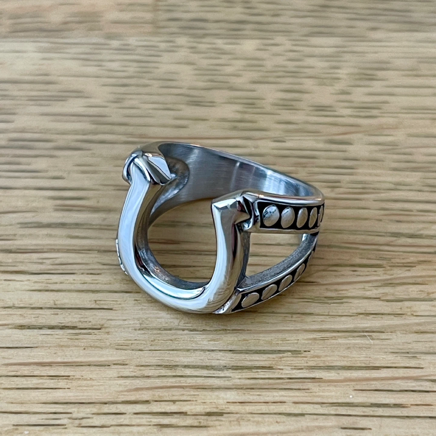 Horseshoe stainless steel ring (size 9) - photo 3