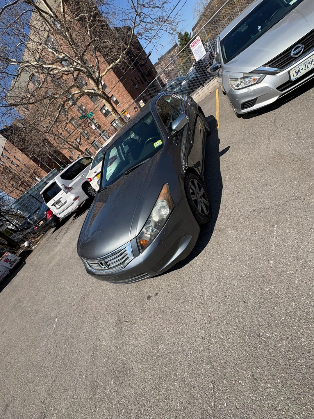 2009 Honda Accord Sedan - photo 2