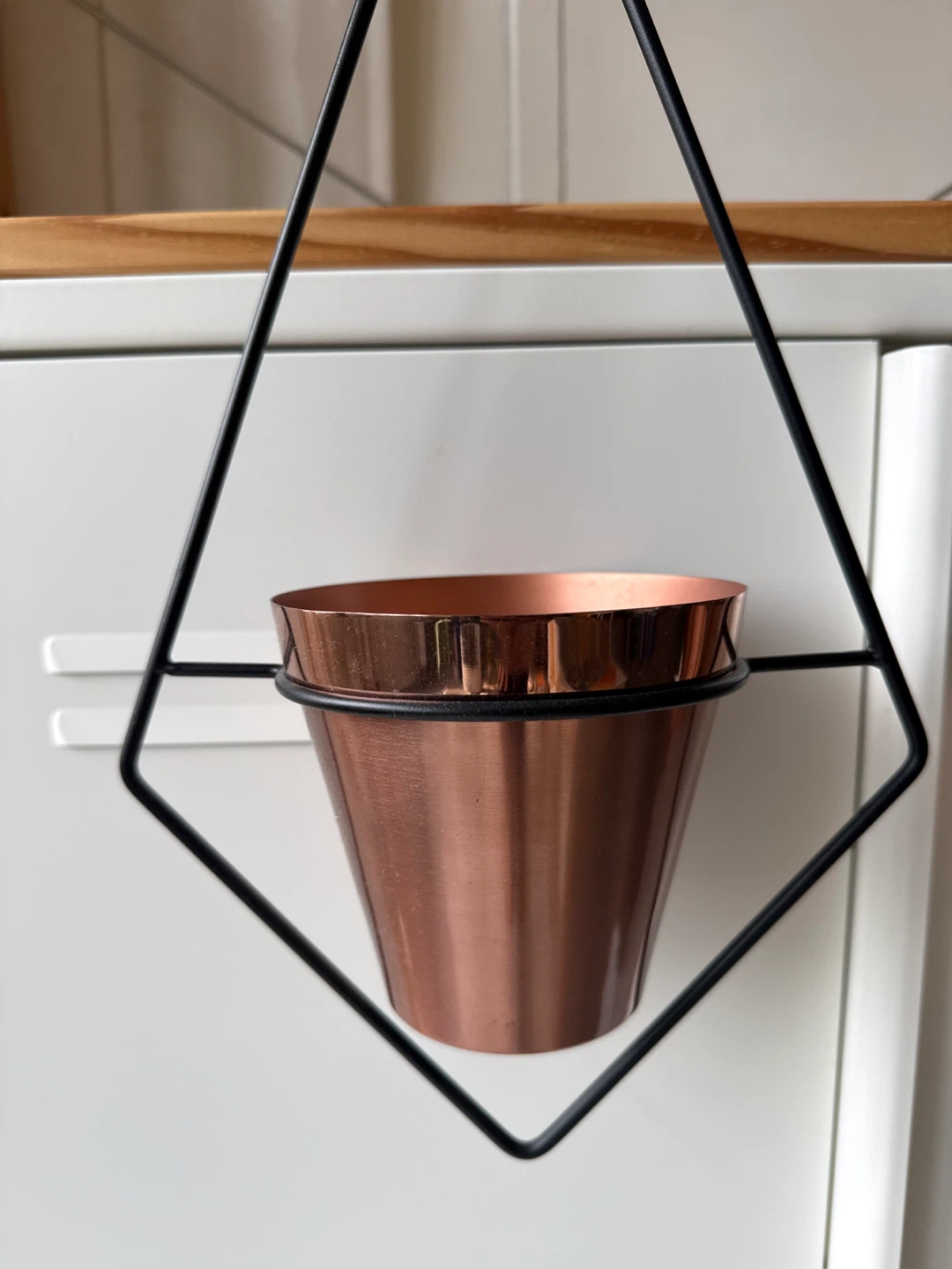 Set of 2 Hanging Copper Planters - photo 2