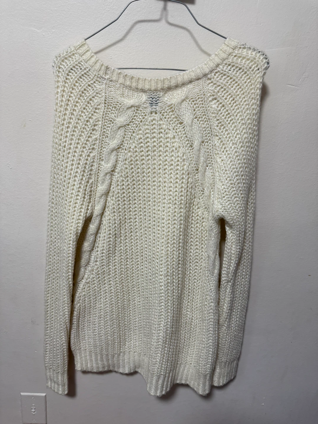 Old Navy Cream Cable Knit Sweater - photo 2