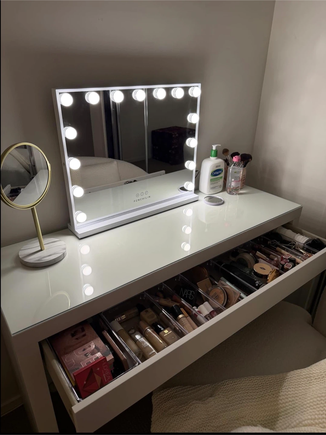FENCHILIN Vanity Mirror with 15 Lights - Brand new - photo 4