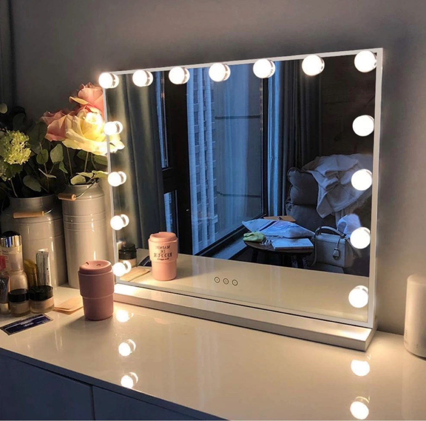 FENCHILIN Vanity Mirror with 15 Lights - Brand new