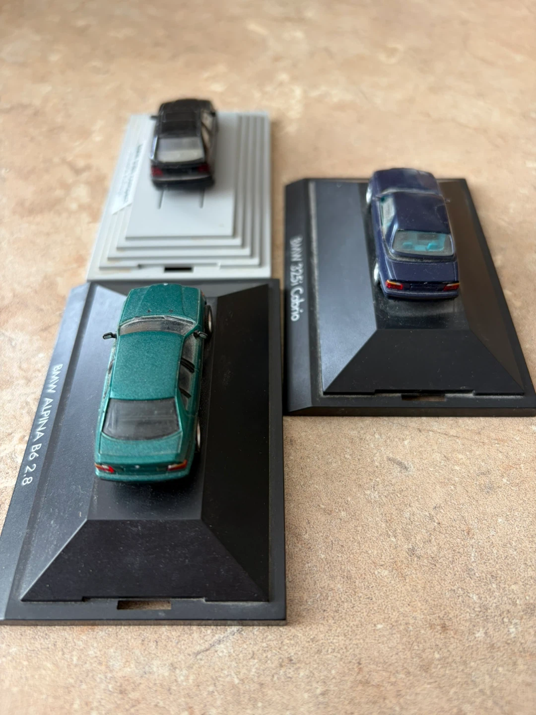 3x BMW Diecast Model Cars - photo 4