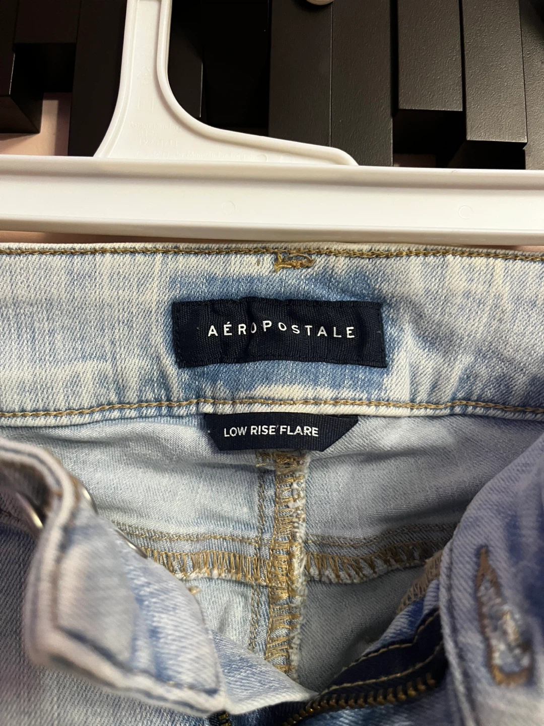 Aéropostale Low Rise Flare Jeans - photo 3