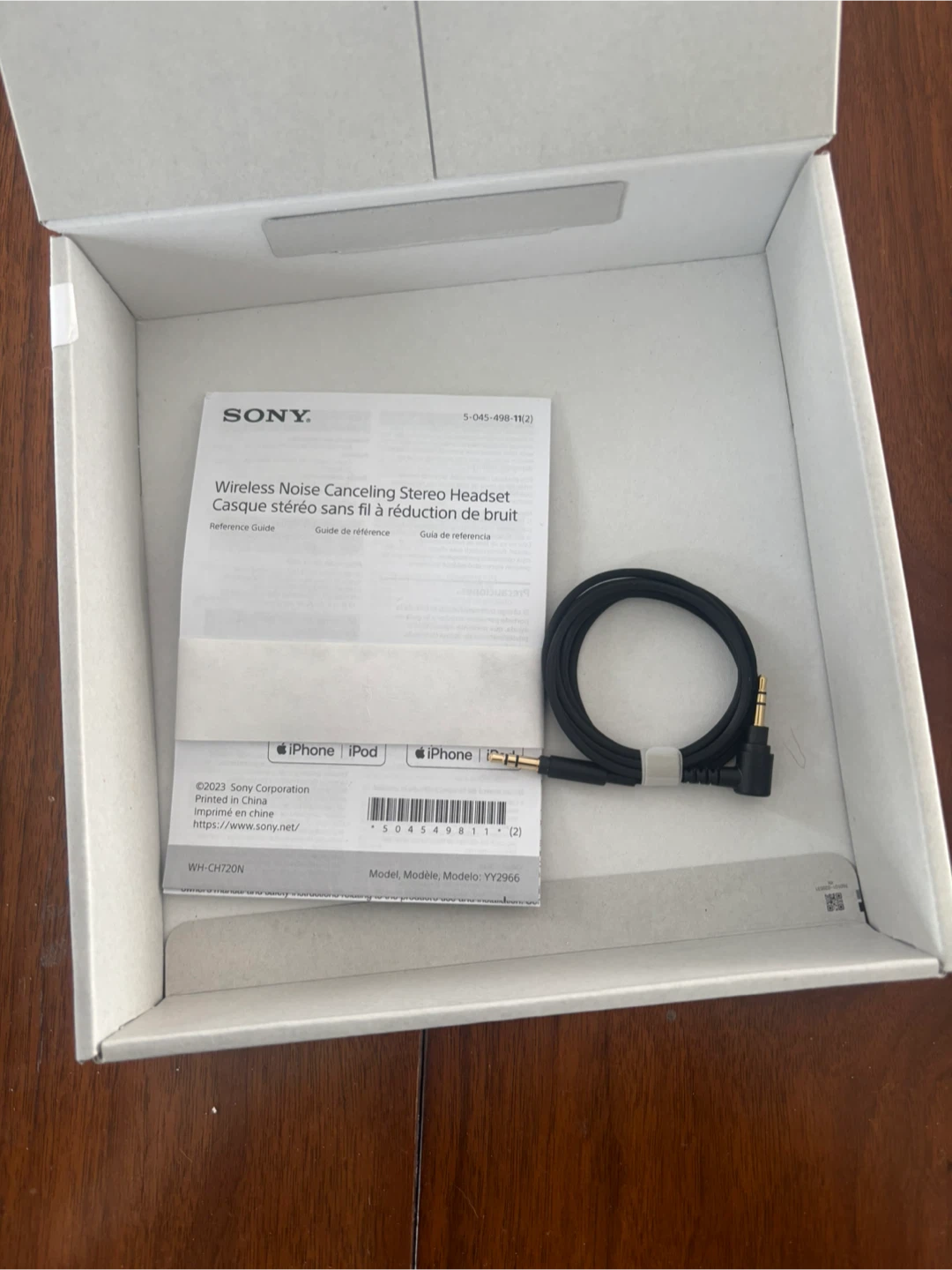 Sony Wireless Noise Canceling Stereo Headset WH-CH720N - photo 2