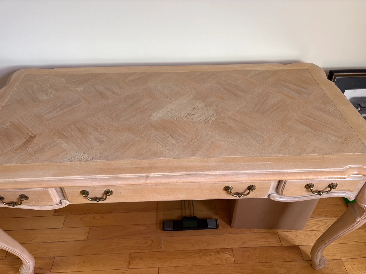 Vintage French Provincial Style Desk with Drawers - photo 2