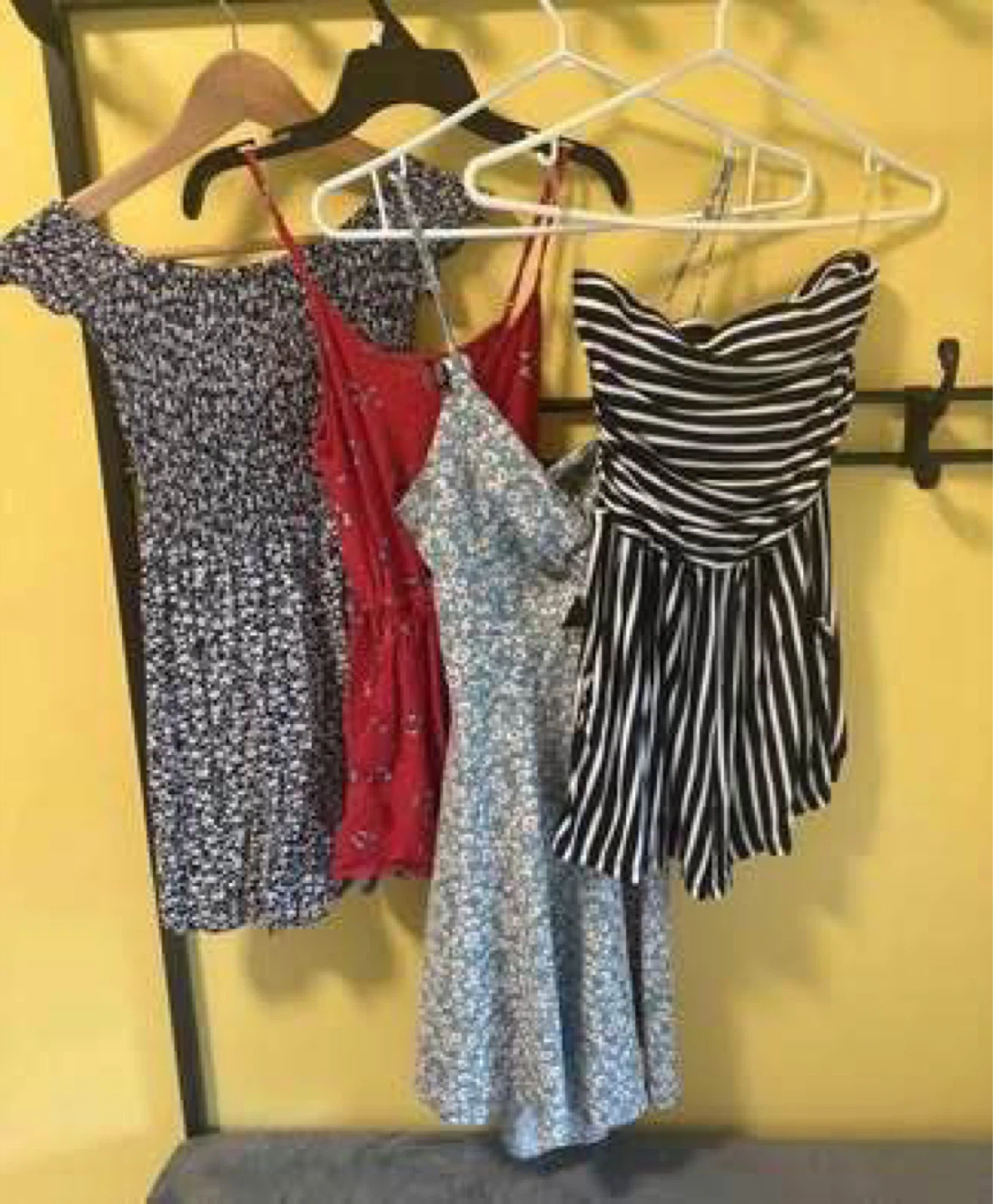 2 dresses & 2 rompers (Small) (Barely worn)(All for $5)