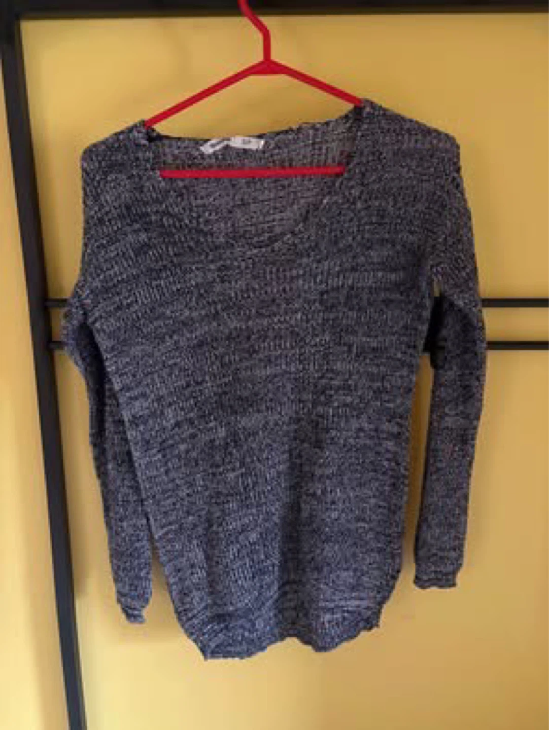 Women’s clothes (All never worn) (All small)(Together for $10) - photo 4