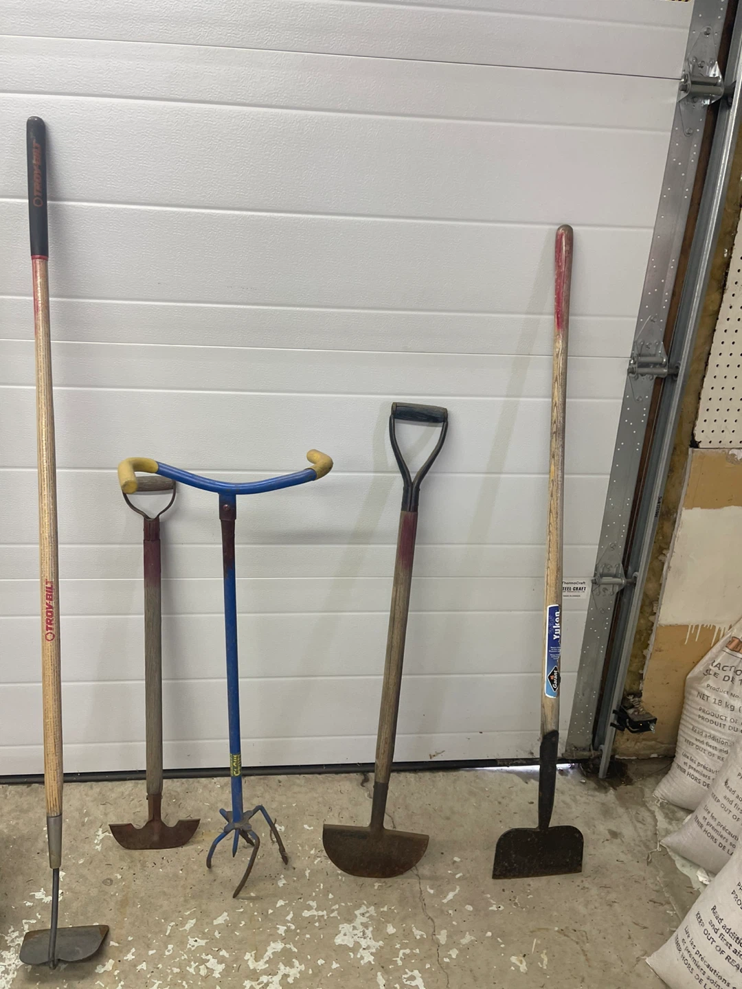 Various Garden Tools - Shovels, Hoes, Cultivators - photo 3