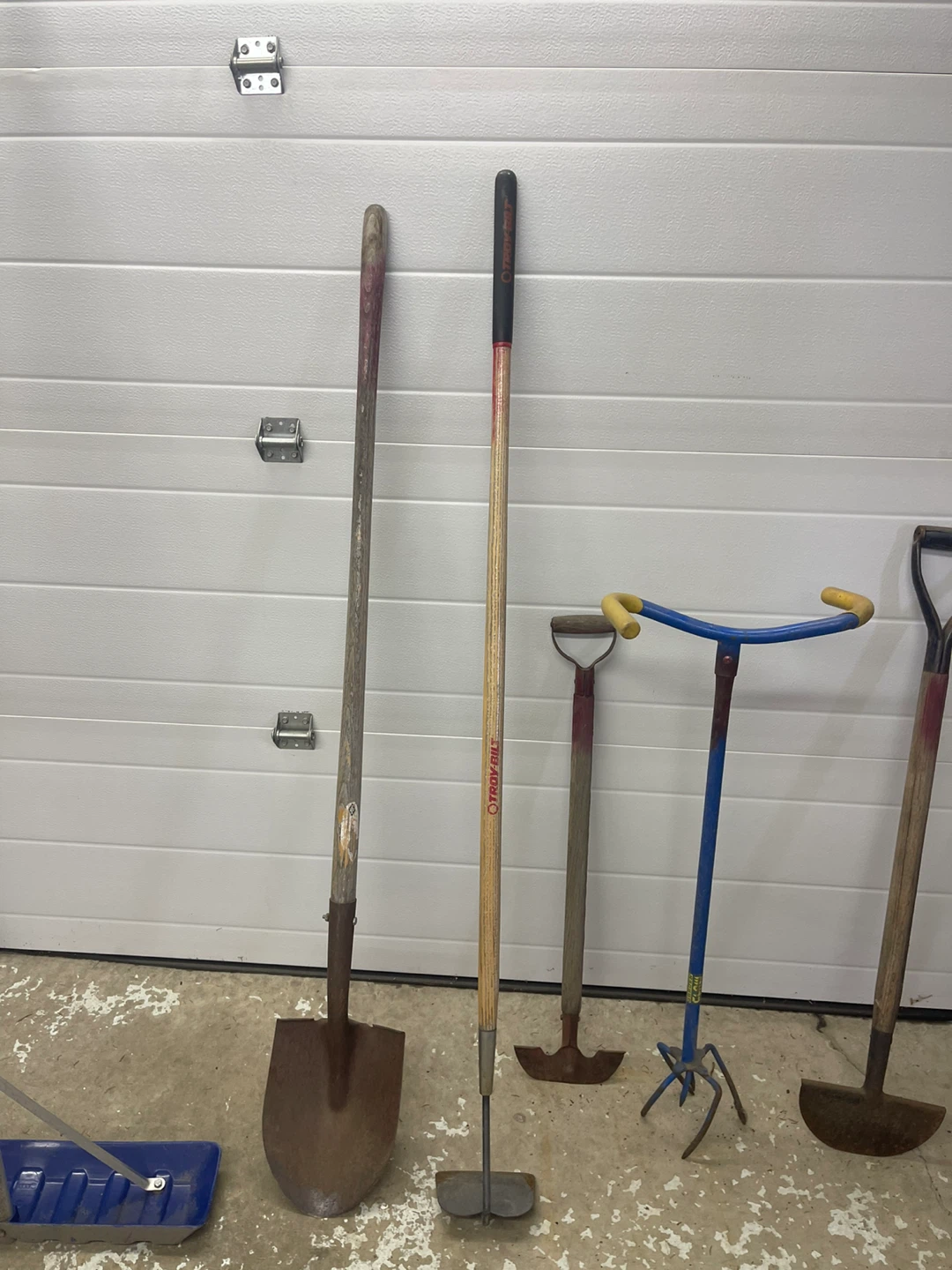 Various Garden Tools - Shovels, Hoes, Cultivators - photo 4