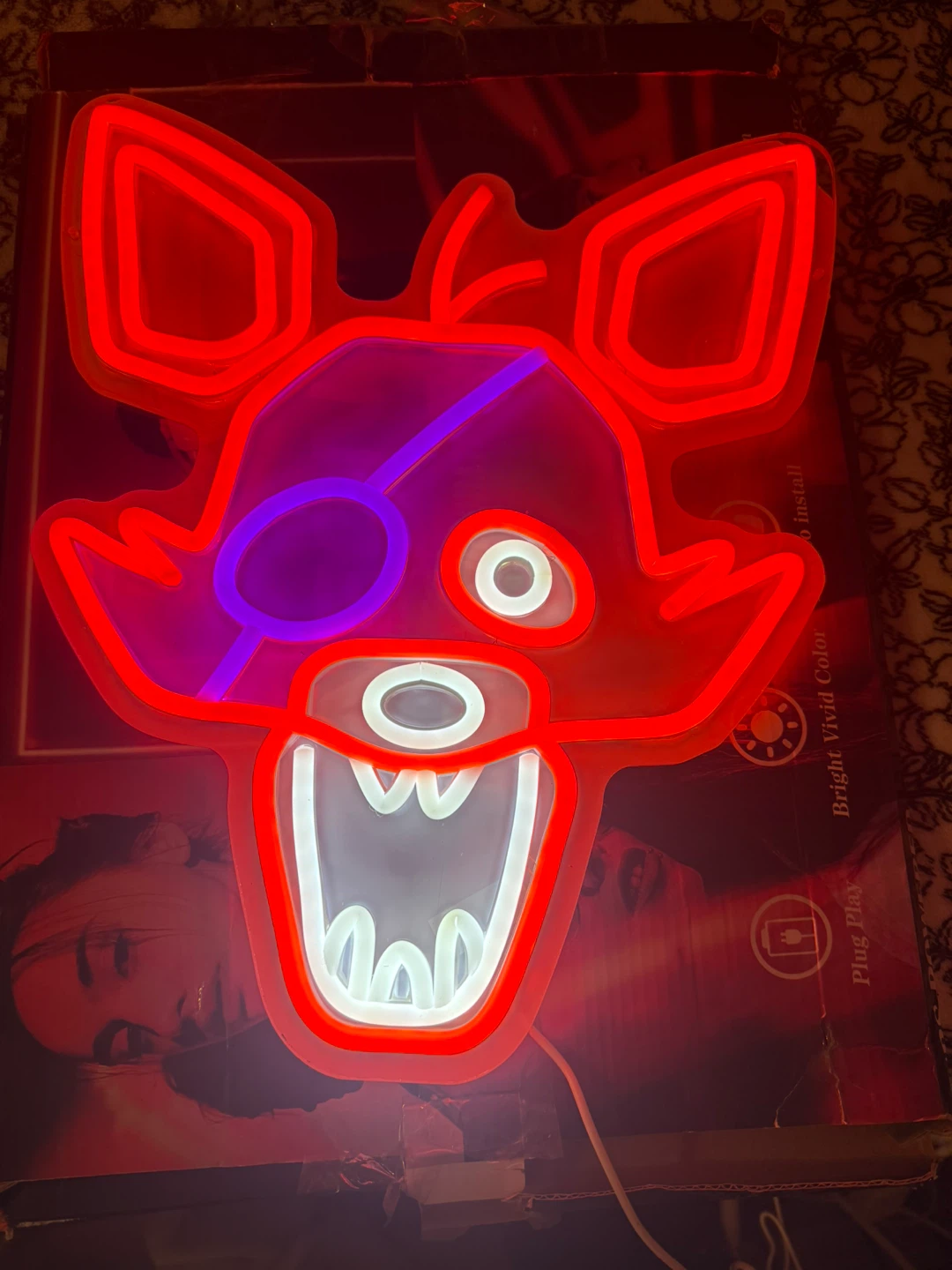 Five Nights at Freddy's Foxy Neon Sign - photo 3