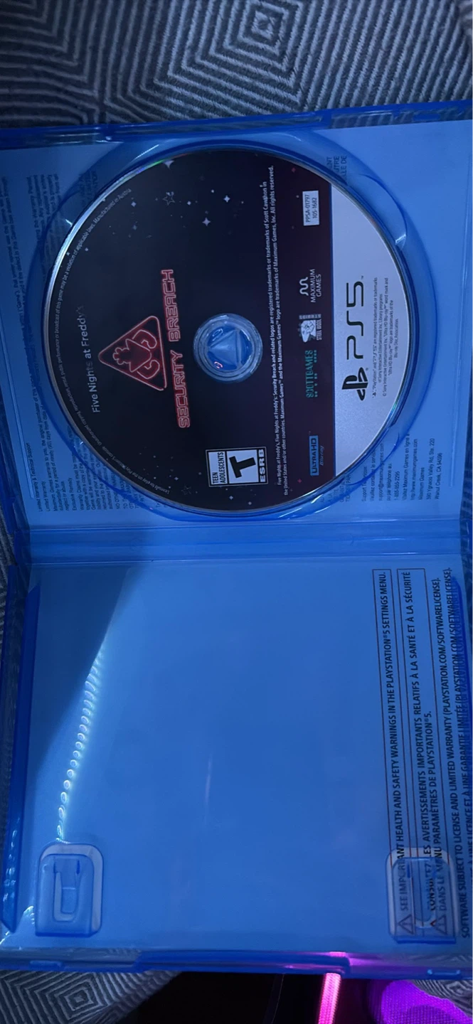 Five Nights at Freddy's: Security Breach PS5 Game - photo 2