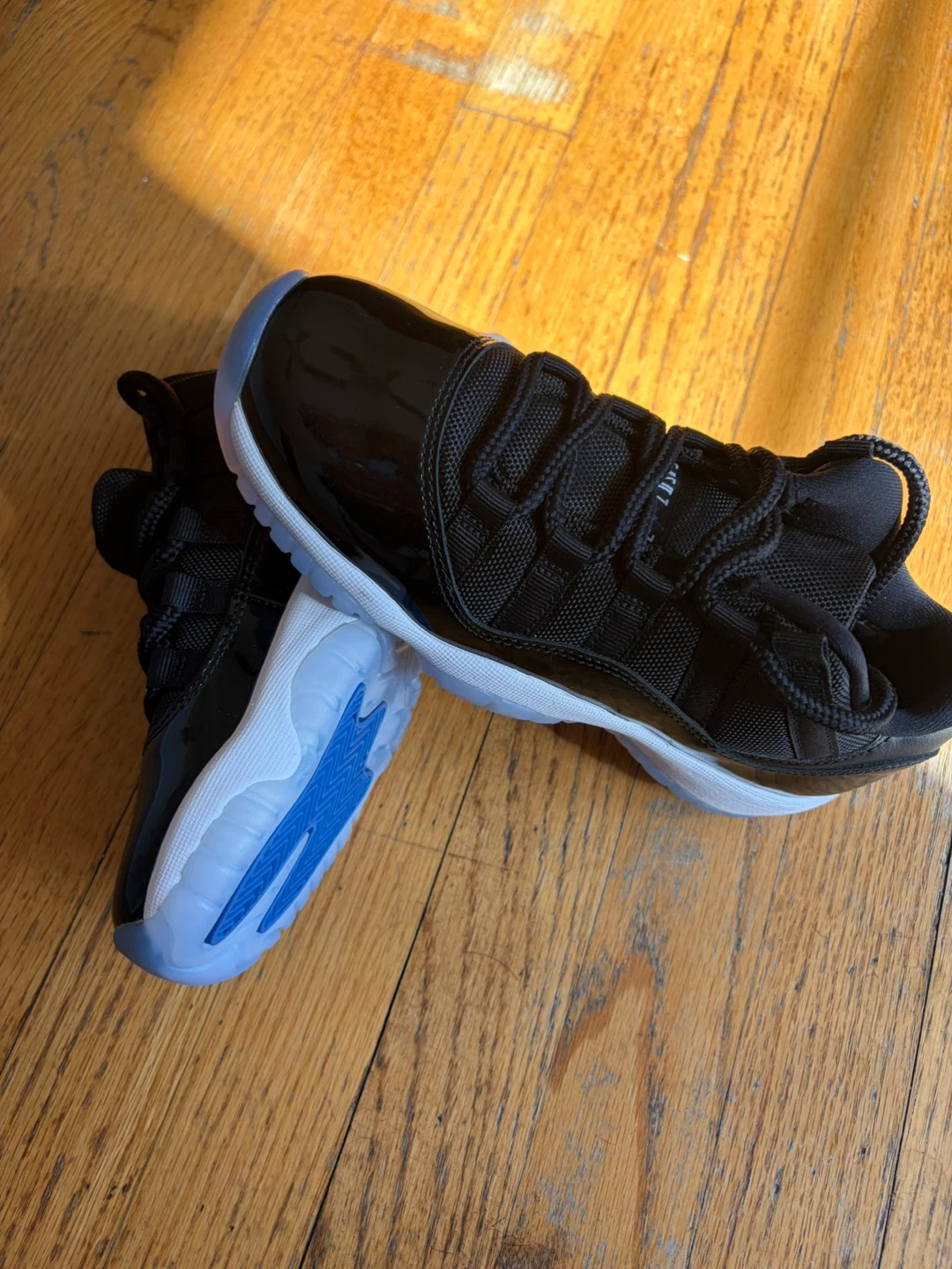 Air Jordan 11 Retro "Space Jam" Mens Basketball Shoes - photo 2