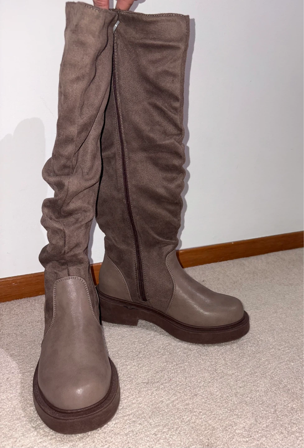 Stylish Women’s Ruched Knee-High Boots – Brown, Size 7