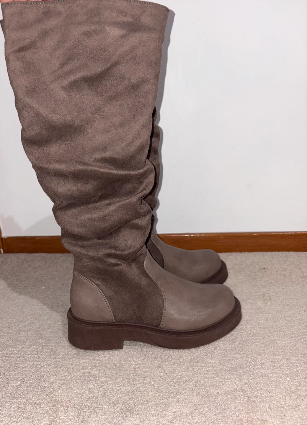 Stylish Women’s Ruched Knee-High Boots – Brown, Size 7 - photo 2