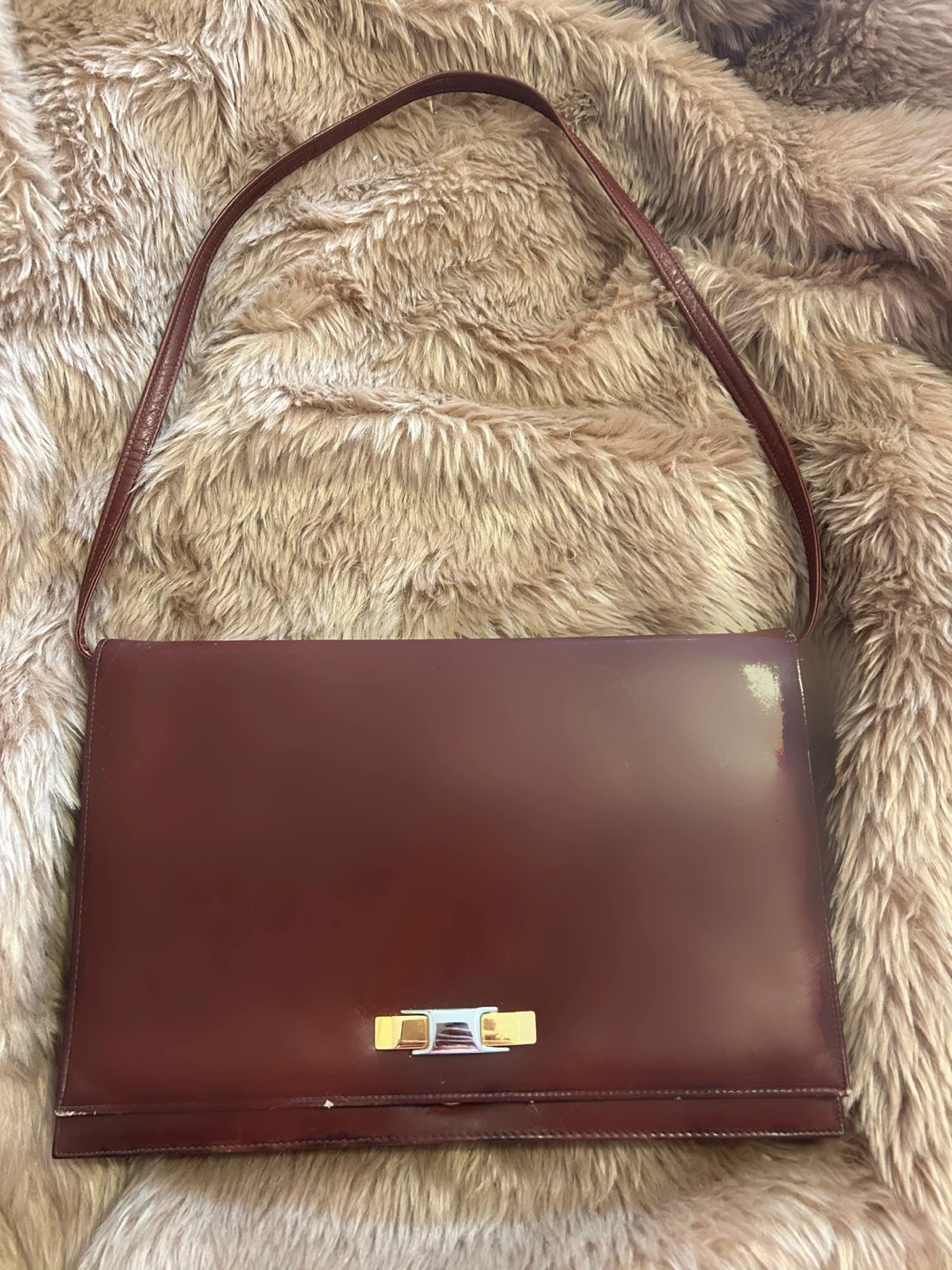 VINTAGE 1960 MASTERCRAFT BURGUNDY LEATHER SHOULDER BAG - photo 2