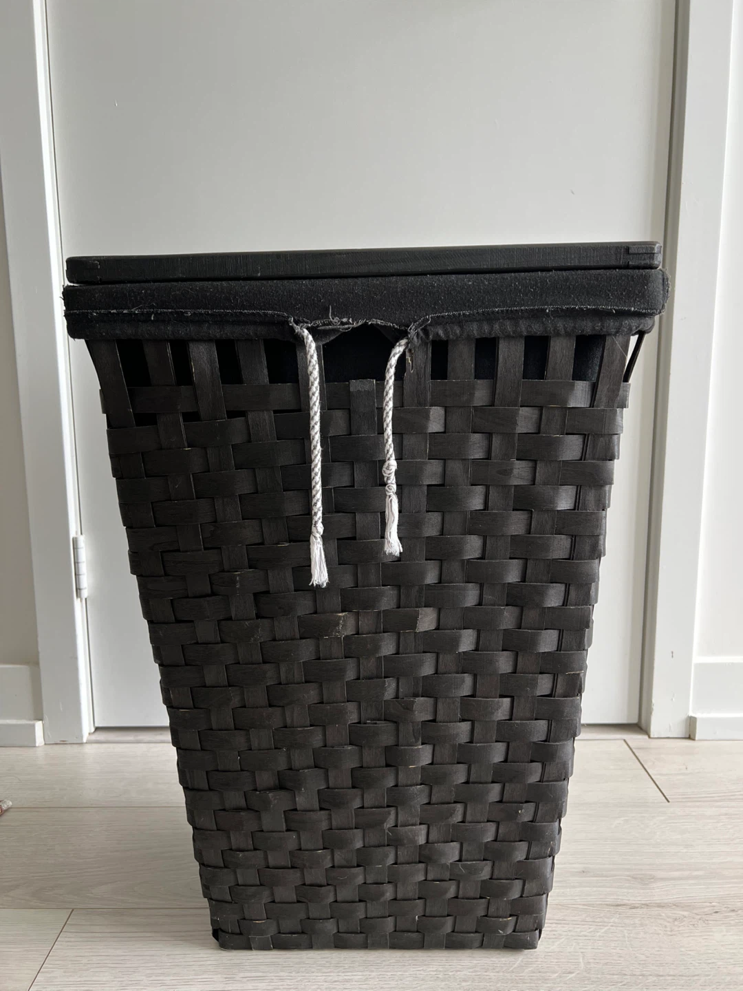 Black Woven Laundry Hamper with Lid