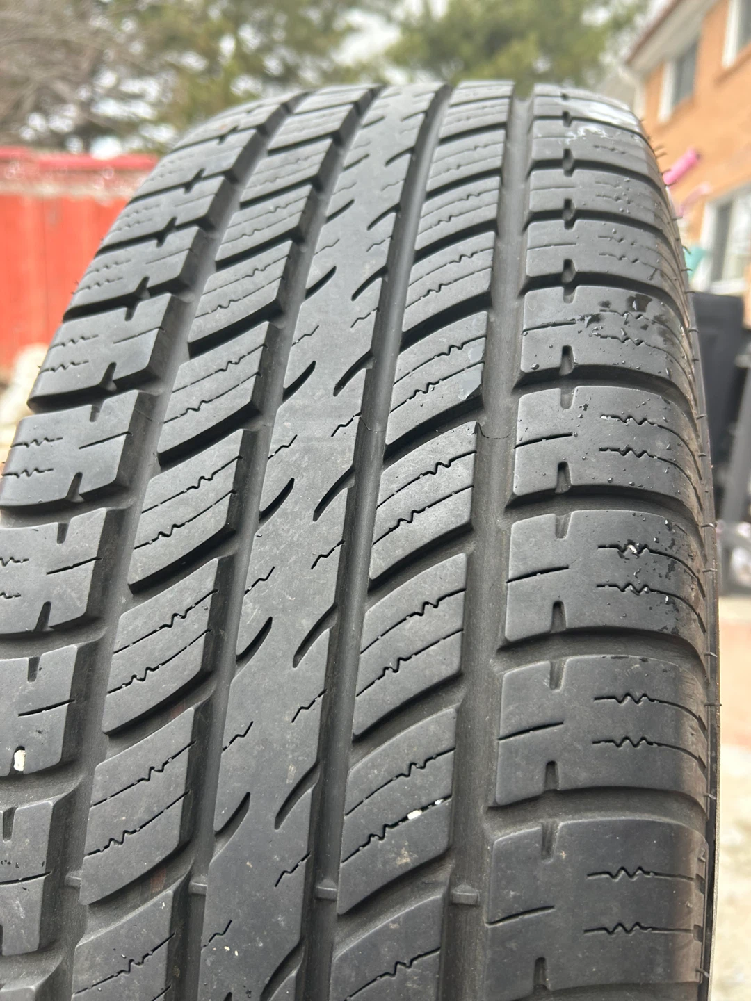 Uniroyal Tiger Paw Touring Tire - photo 4