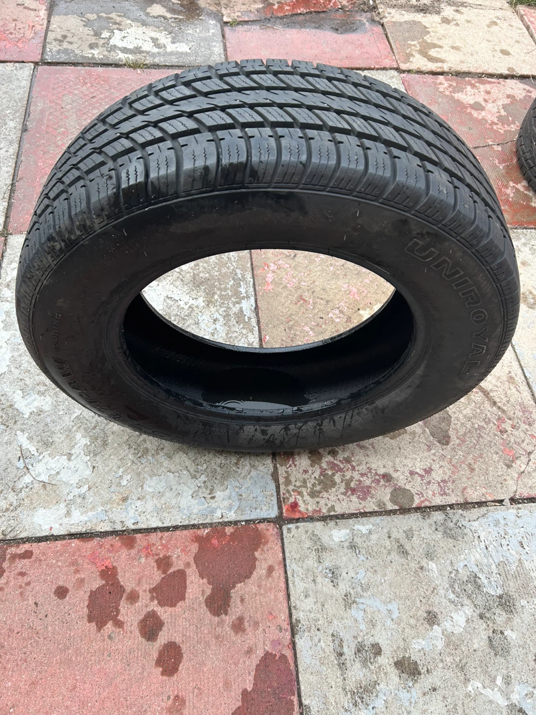 Uniroyal Tiger Paw Touring Tire - photo 2