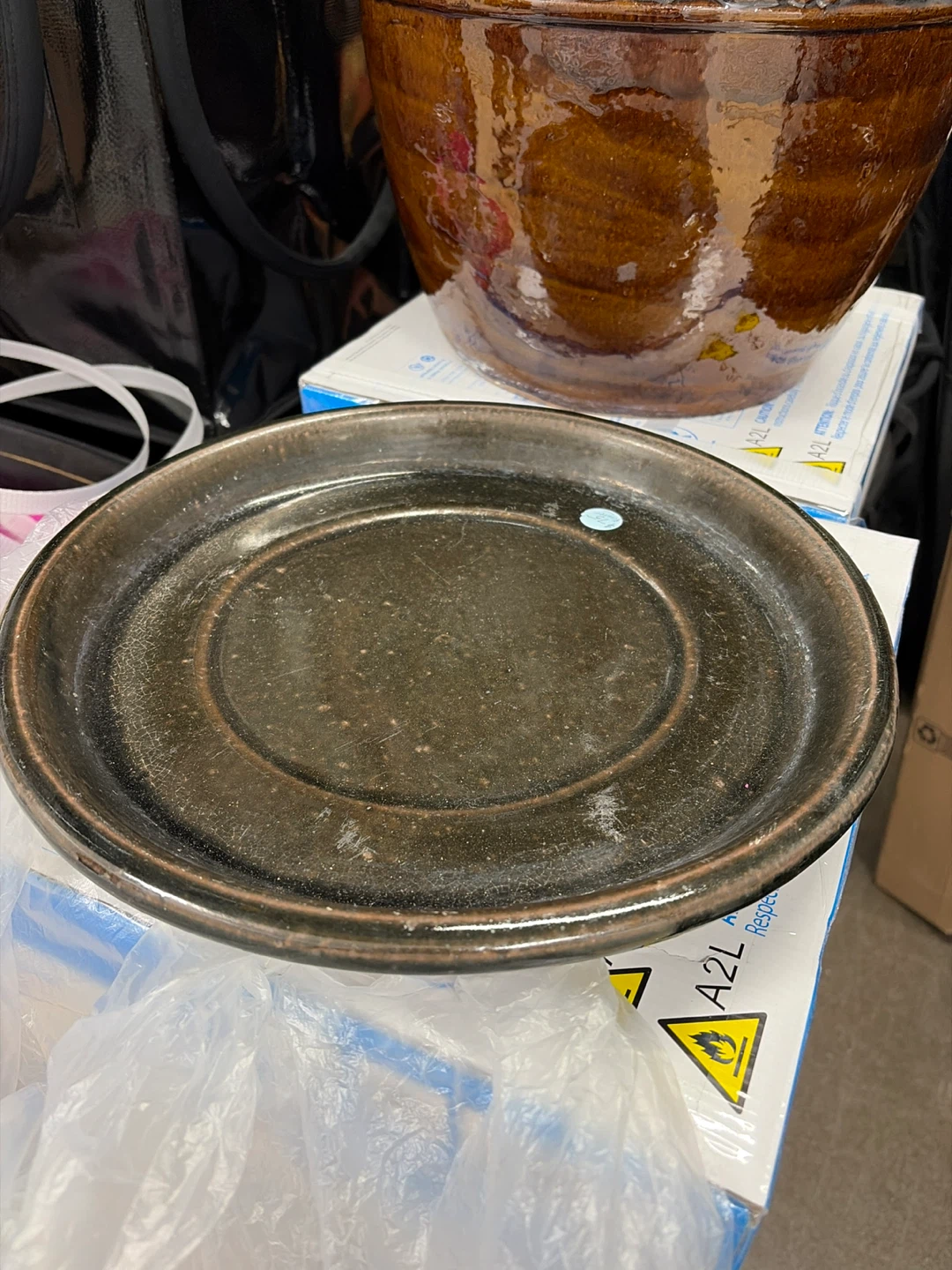 Large Vintage Ceramic Planter Pot with Saucer - photo 4
