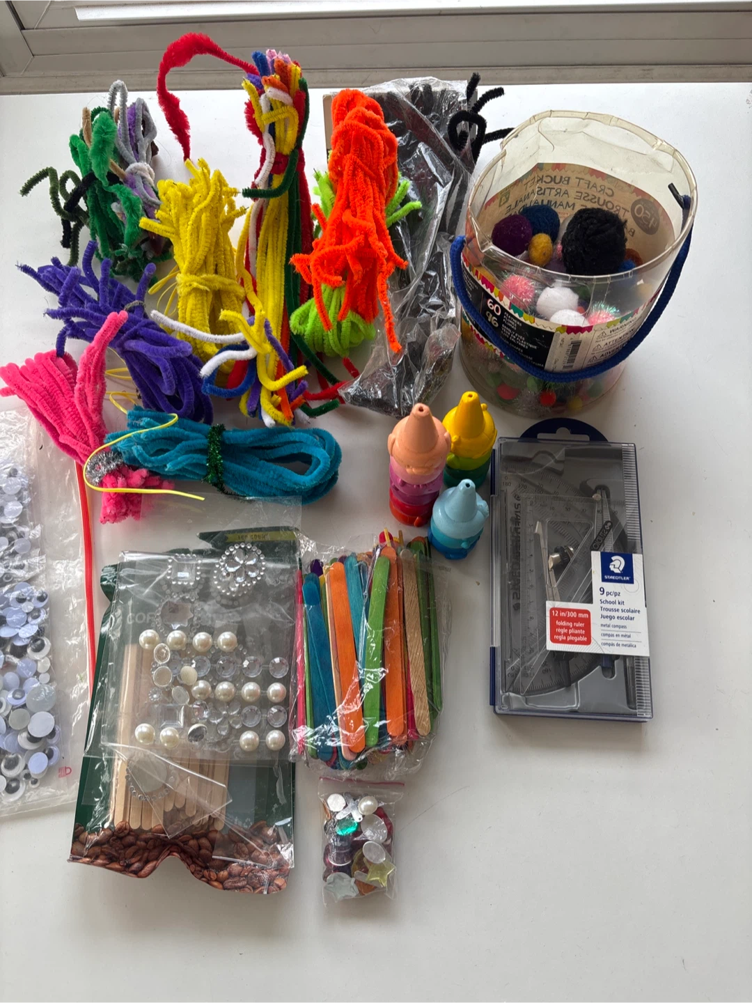 Assorted Craft Supplies Bundle - photo 3