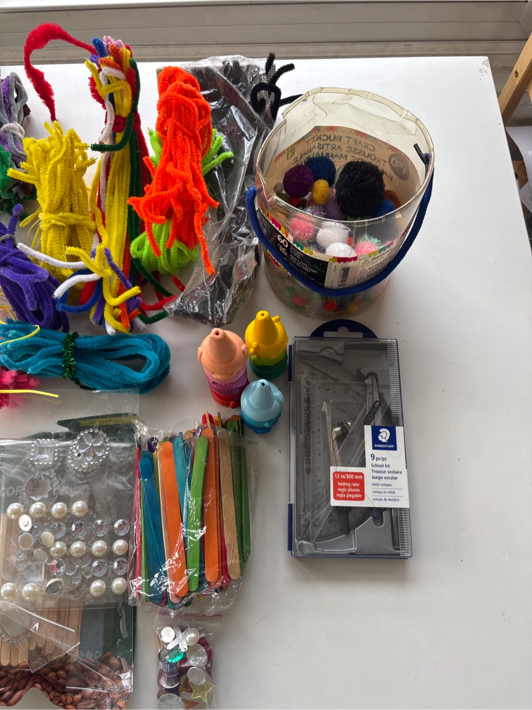 Assorted Craft Supplies Bundle - photo 4