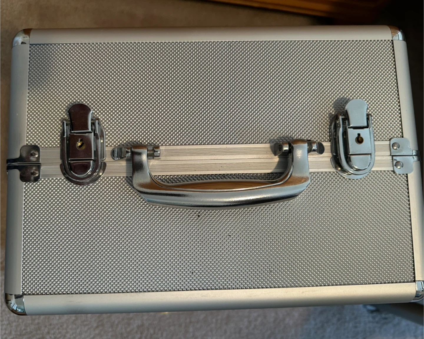 Silver Aluminum Makeup Train Case with Compartments - photo 2