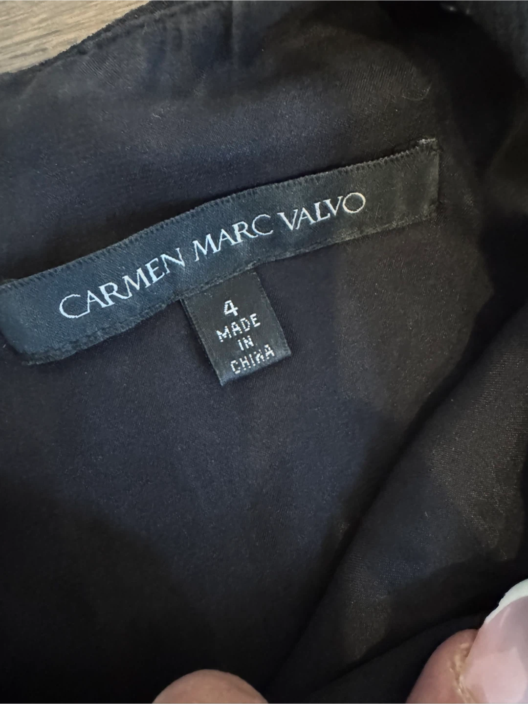 Carmen Marc Valvo Black and Blue Beaded Waist Dress Size 4 - photo 4