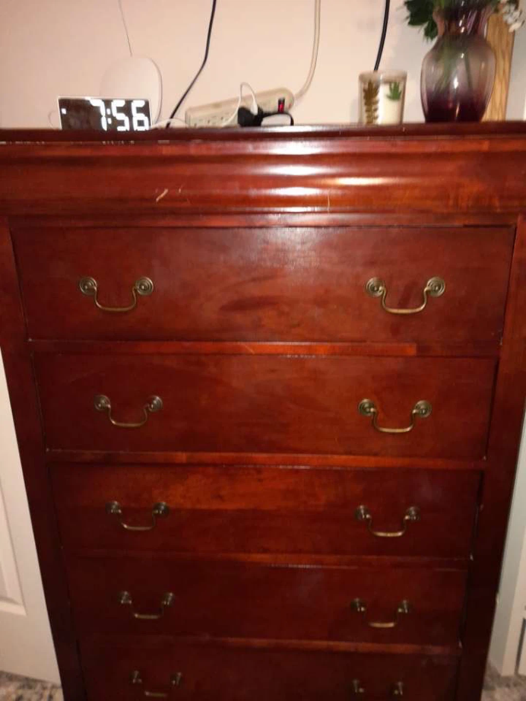 Good condition room bed with 5 more pieces - photo 3