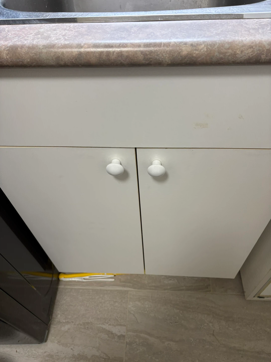 White Kitchen cabinet with Faucet IF YOU REMOVE IT$45
