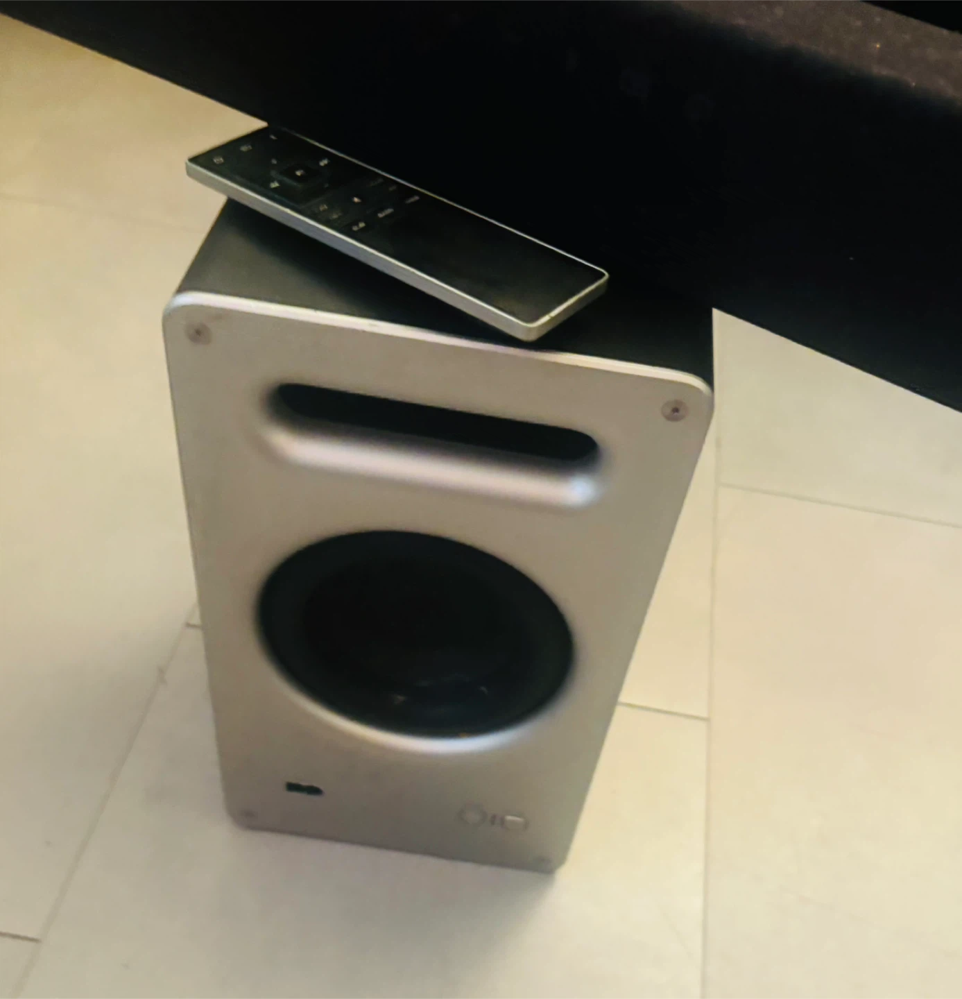 Soundbar and Subwoofer with Remote - photo 5