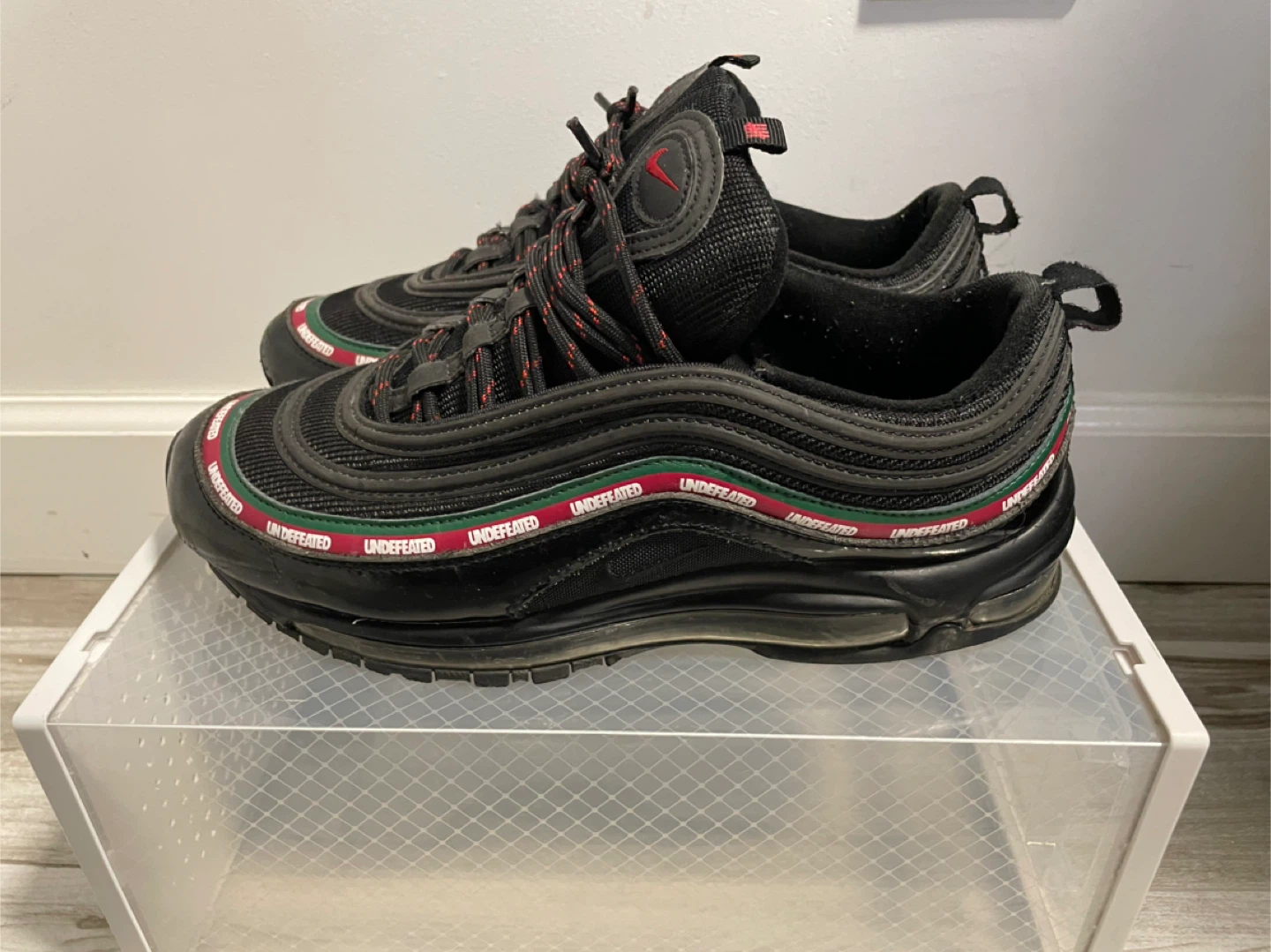 Nike Air Max 97 Undefeated Size 9 (Black)