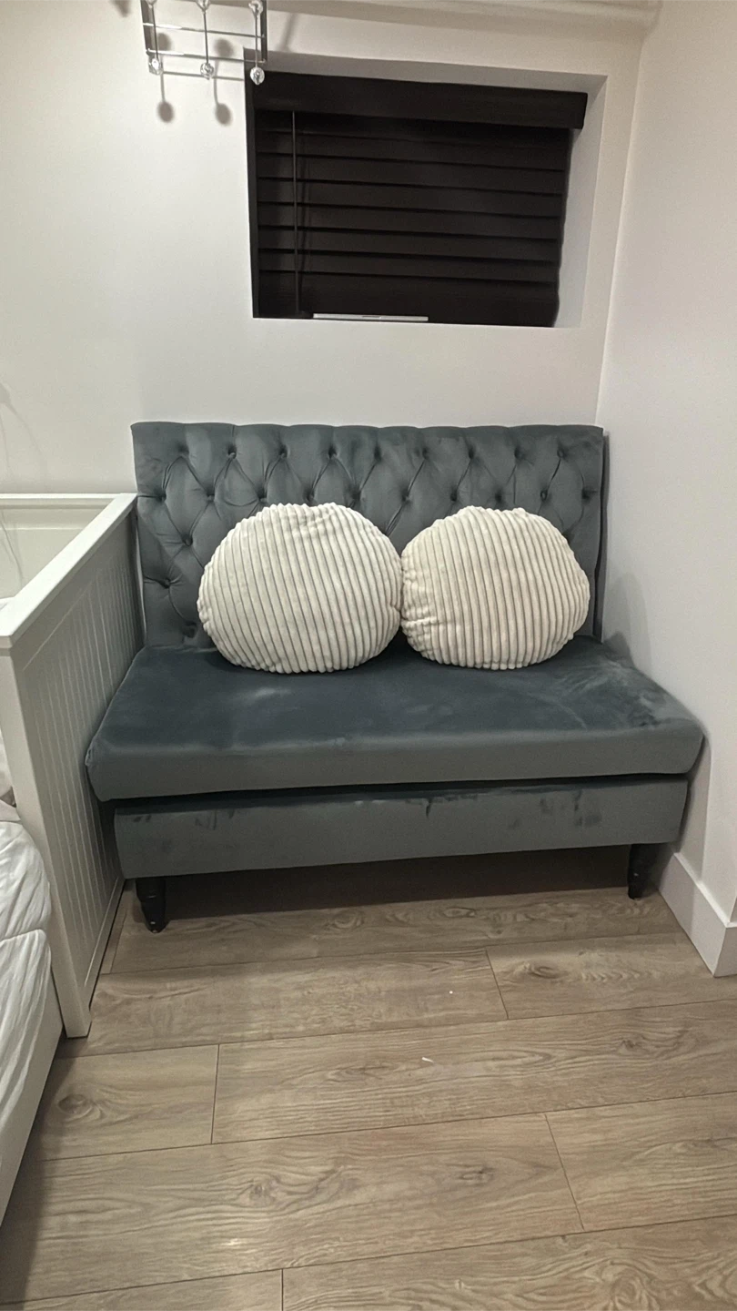 Tufted Velvet Bench Sofa Gray