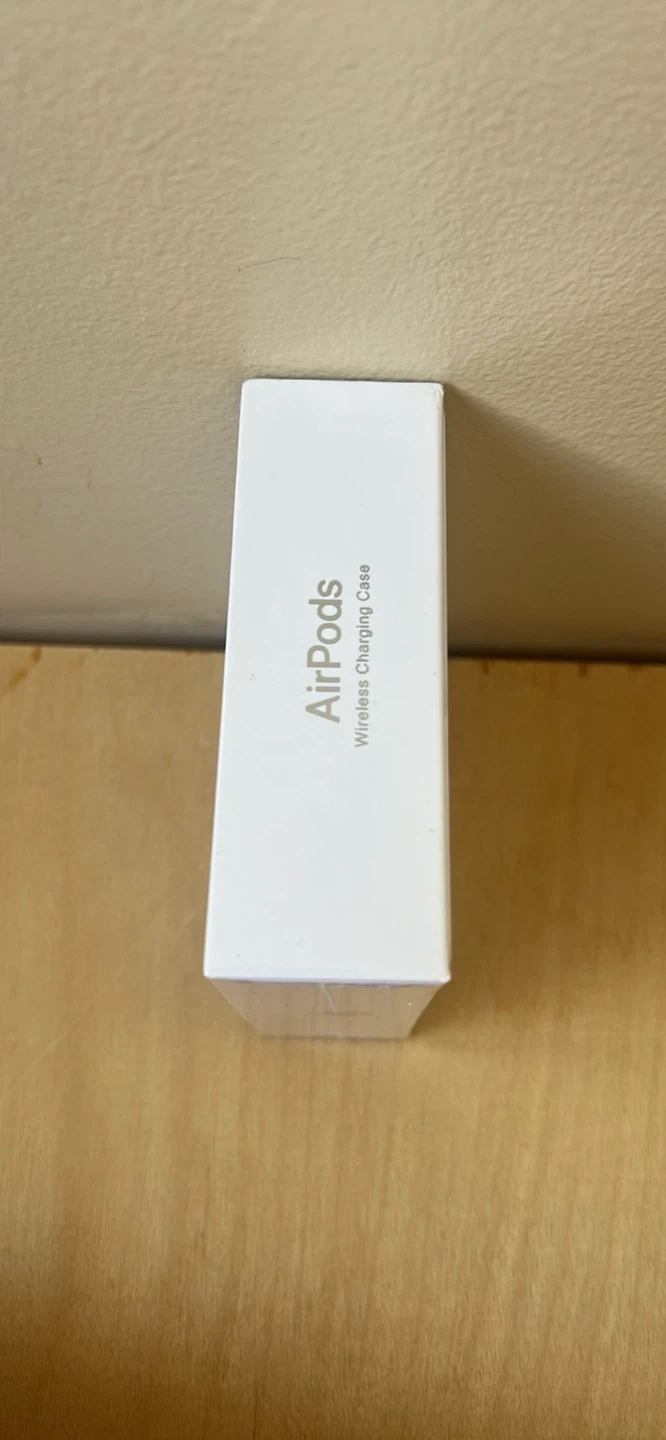 Apple AirPods with Wireless Charging Case - photo 4