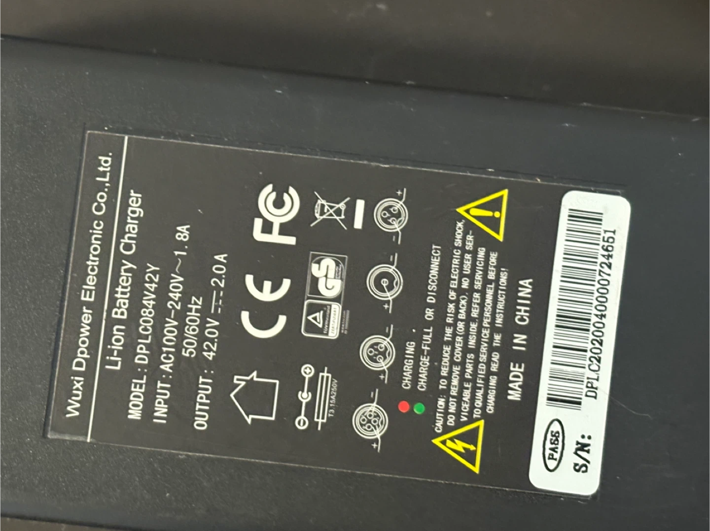Wuxi Dpower Li-ion Battery Charger DPL084V42Y 42.0V 1.8A - photo 2